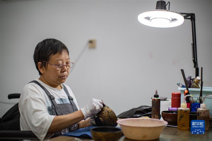 跳高高老虎机下载